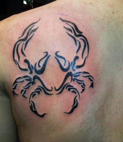 36 Superb Crab Tattoos On Back