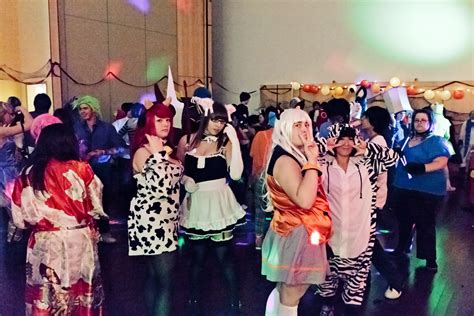 File:Otakuthon Halloween Party 2011.jpg - Wikipedia