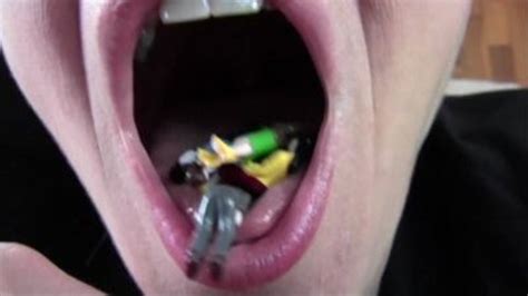 PEOPLE EATER WMV Brunette Fetish And Fantasy Clips Sale