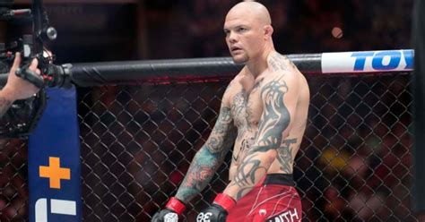 anthony smith  chasing championship win   ufc singapore