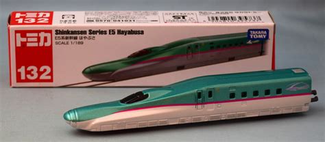 Takara Tomy Red Box Tomica E5 Series Shinkansen Hayabusa 132