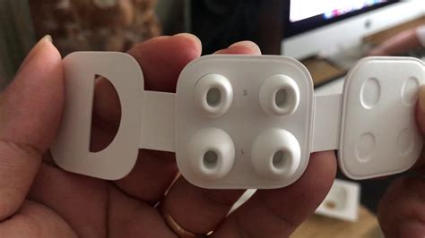 AirPods Pro A2190 EMC 3326 - YouTube