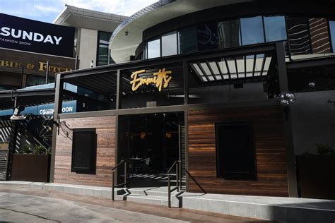 Emmitt Smiths Steakhouse Finally Opens On Strip — Photos Dining Out