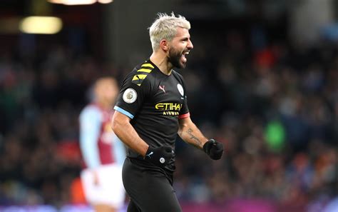 Agüero, dos golazos y un triplete para hacer historia - TyC Sports