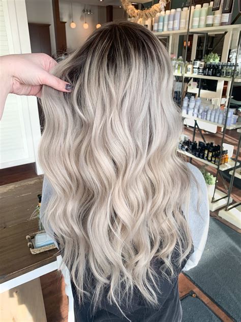 Blonde Shadow Root Blonde Hair With Roots Bright Blonde Hair Icy