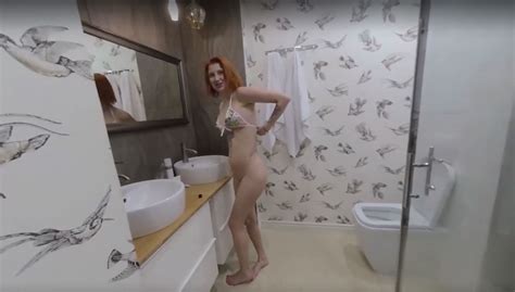 2 Blowjobs By Nekokimiko Rina Ray When She Came To Vizit VR Porn Video VRPorn