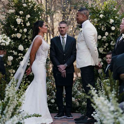 Wnba All Star Kelsey Plum Marries Las Vegas Raiders Darren Waller