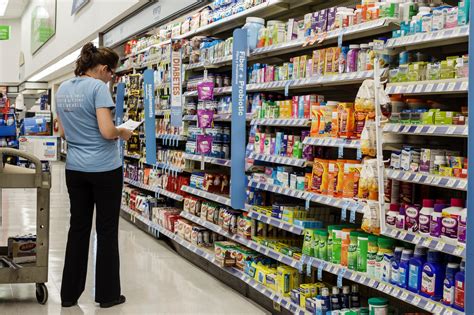 ‘I refuse to apologize,’ says Walgreens shopper walking out after ’40