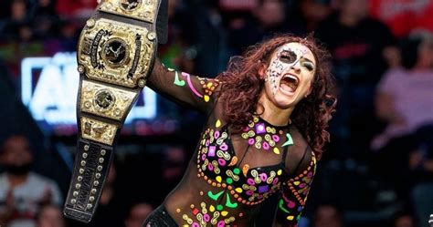 Thunder Rosa Provides Injury Update, Talks Chasing AEW Women's Title ...