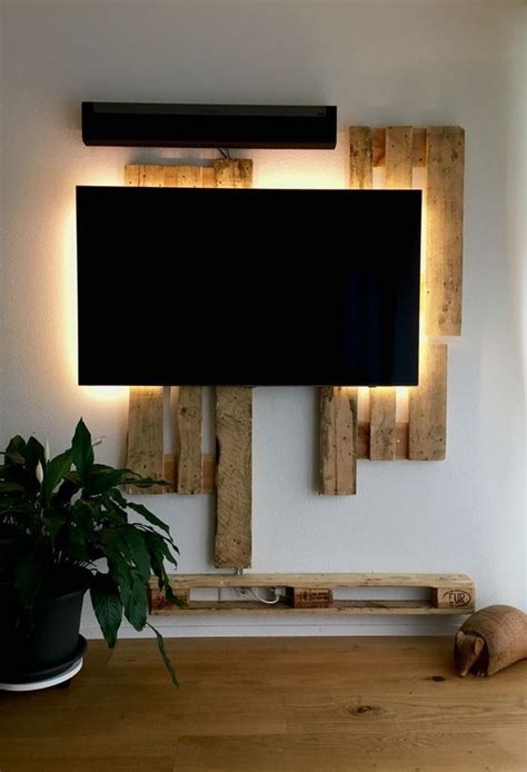 Pin By Vladim Ra Lounov On Interier Tv Wall Decor Small Space