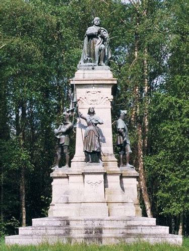 Restauration Du Monument Du Comte De Chambord Sainte Anne D