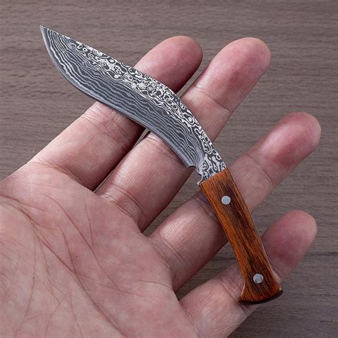 Outdoor Camping Fixed Blade Knife Mini Skinning Steel Knife With