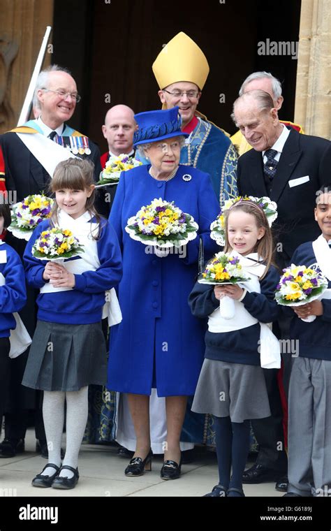 Queen Elizabeth II and the Duke of Edinburgh with children as they ...