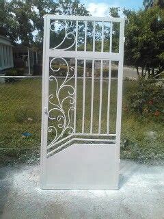 Pin By Selim On Wrought Iron Metalwork Iron Gate Design Door Gate