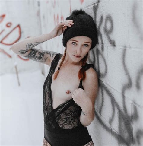 Small Teen Tits Small Porn Pic