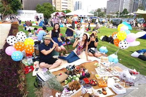 台中400人草地野餐 創盛況 生活 中時