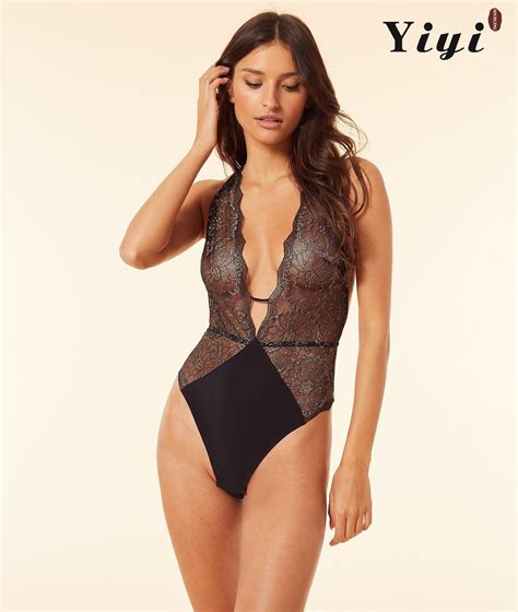 Hot Sell Sexy Women Transparent Erotic 2 Piece Lace Lenceria Set Sexy Lingerie Sexy Lingerie