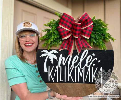 31 Hawaiian Christmas Decorations to Brighten Your Holiday