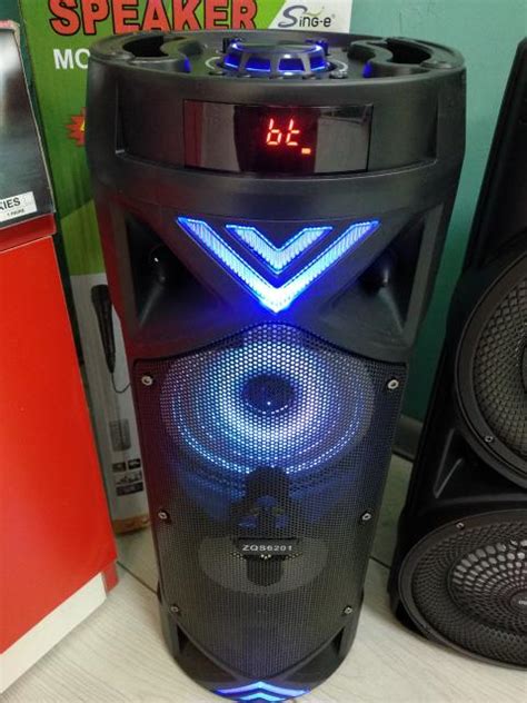 Блютуз колонка.