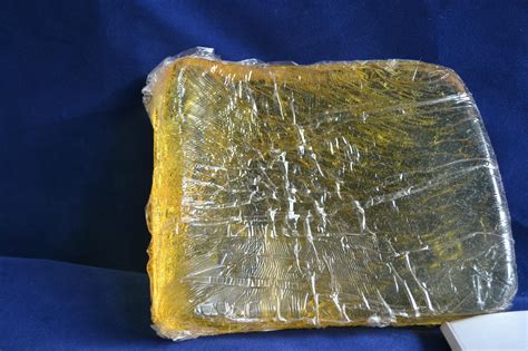 Hot Melt Adhesive Use For Structural Adhesive Of Baby Diaper Sanitary Oem China Manufacturer