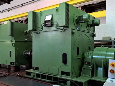 Motor-Generator-System zur Prüfung großer Transformatoren: Menzel Motors