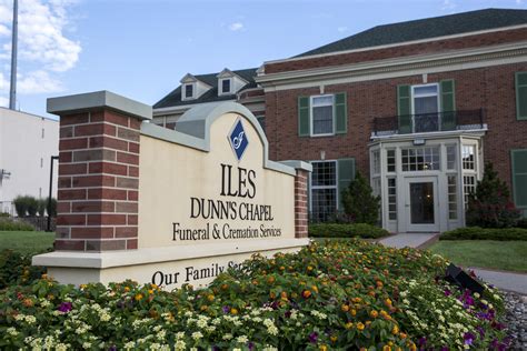 Iles Funeral Homes – Dunn’s Funeral Home - The Avenues