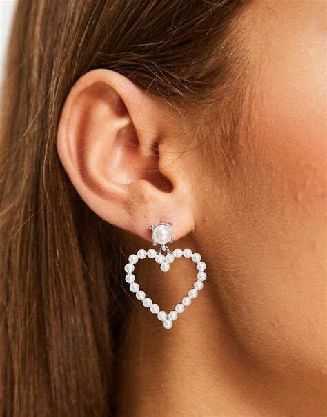 True Decadence Pearl Heart Drop Earrings Asos En 2023 Perlas Diseños De Corazón Corazones