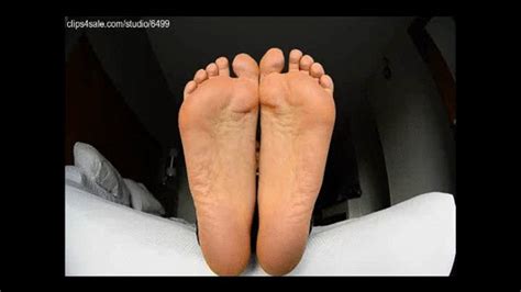 Tomiko S Big Muscular FEET SOLES MPG Amateur Soles Giantess And Footjobs Clips4sale