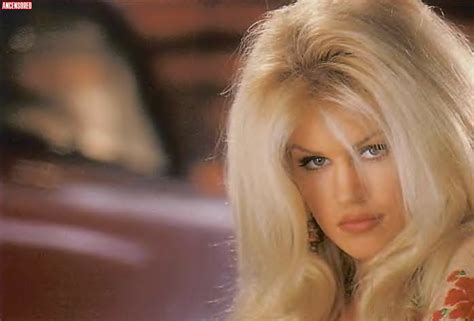 Neriah Davis Nude Pics Page 1