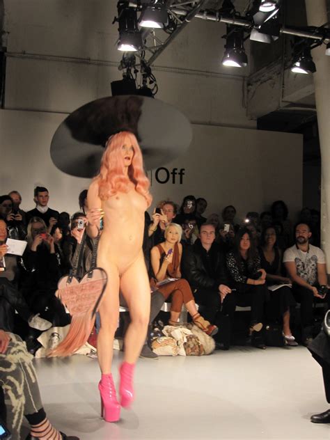 Pussy Flashes At A Fashion Show 65 Photos Porn Photo