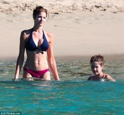 Stephanie Seymour Wearing A Bikini On The Beach In St Barts 12 31 12 LQ Tag Phun Org Forum