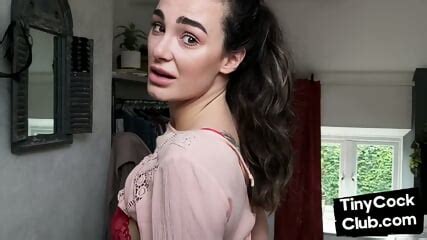 Stunning Babe Reacts To Small Dick Dude