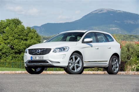 Volvo V40 CrossCountry et XC60 série limitée Ocean Race