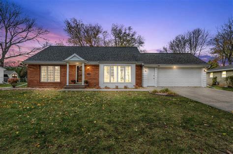 3106 S Clay St Green Bay Wi 54301 Redfin