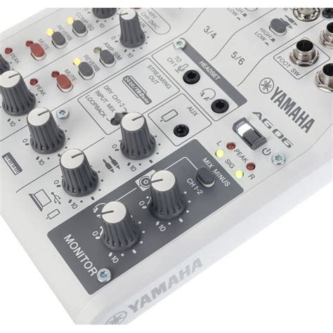 Yamaha AG06 MK2 WH – Musikhaus Thomann