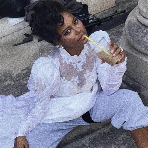 Hot And Sexz Taylour Paige Photos Thblog