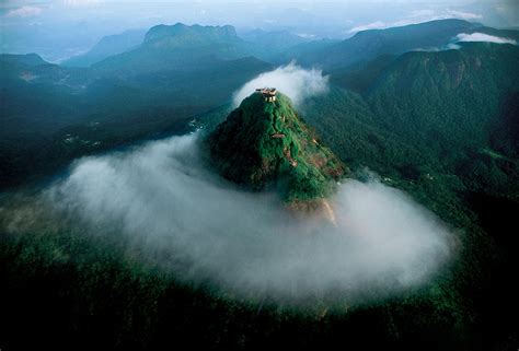 Adam S Peak Travel Guide How To Climb Sri Lankan Mountain