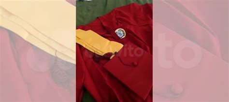 Мантия и конфедератка выпускника купить в Москве | Личные вещи | Авито