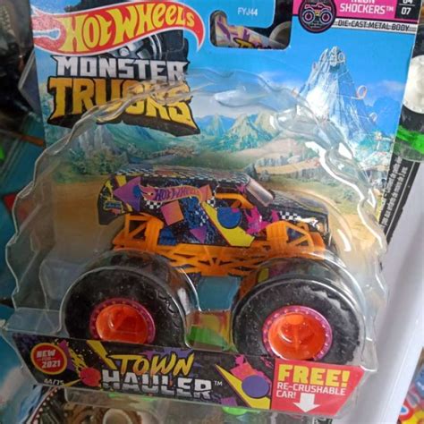 Promo Hotwheels Hot Wheels Monster Trucks Truck Town Hauler Lutofia C Diskon Di Seller