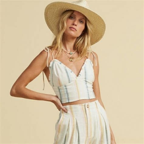 Billabong Tops Billabong X The Salty Blonde Northern Lights Crop Top Poshmark