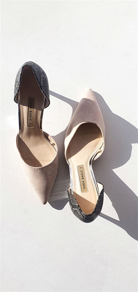 Zapato En Punta Nude Print Yes Dress