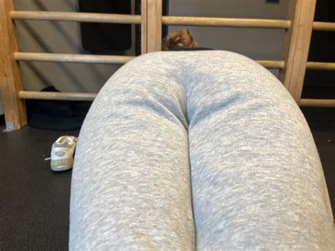 Big Booty Babe In Blue Leggings Shorts OC Spandex Leggings Yoga Pants Forum