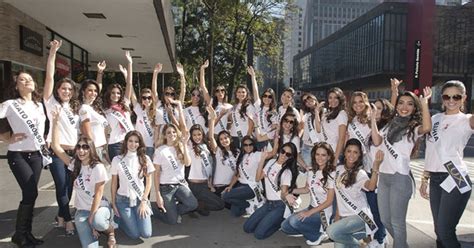 G1 Candidatas Ao Título De Miss Brasil 2011 Passeiam Pela Avenida