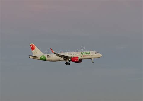 Viva Airlines Jet Landing in the Evening at Love Field in Dallas, Texas ...