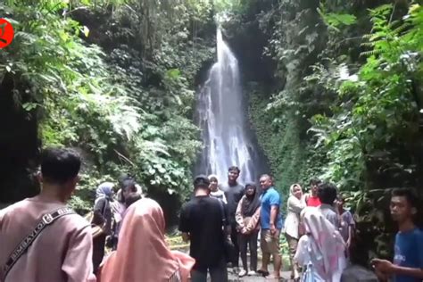 46 300 Pelancong Kunjungi Objek Wisata Di Ngawi ANTARA News