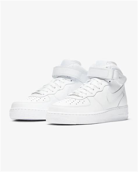 AF1 White Mid - The Trendy