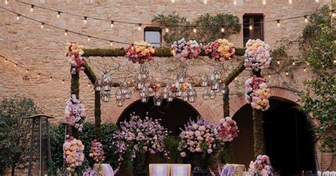 arjunpuri  qatar  wedding designer  virushkas tuscan fairytale