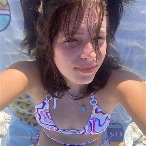 6 Hot Sexy Jennifer Niven Bikini Pics