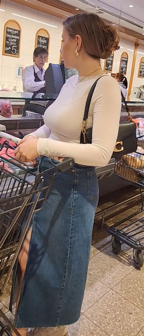 Busty Supermarket Girl With Great Ass Boobs Forum