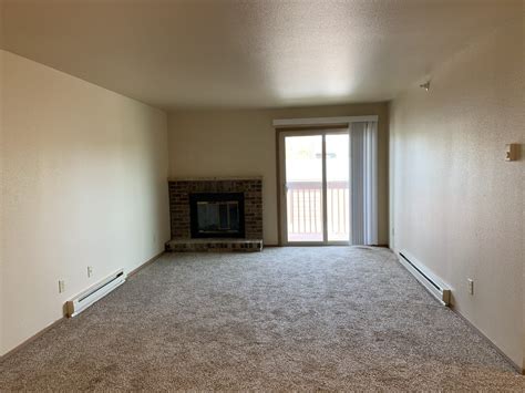 Woodbury I | Axis Property Management